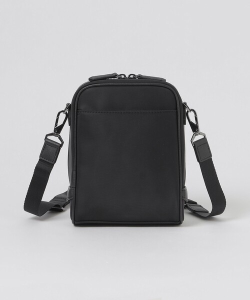 BLACK LABEL CRESTBRIDGE（ブラックレーベル・クレストブリッジ）の「ナイロンコンビカルゼシャドークレストブリッジチェックビジネスミニクロスボディバッグ（ボディバッグ/ウエストポーチ・メンズ・ネイビー/ブラック・FREE）」の6枚目の写真