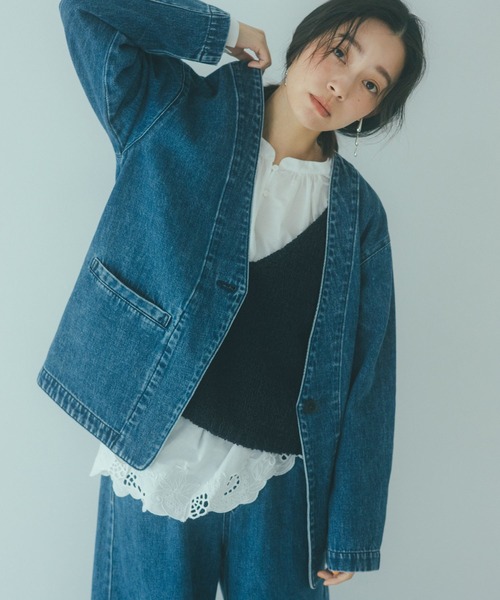 studio CLIP（スタディオクリップ）の「甘織り10オンスデニムノーカラージャケット《CLIP denim》（ノーカラージャケット・レディース・ライトブルー/ブルー系その他・FREE）」の19枚目の写真