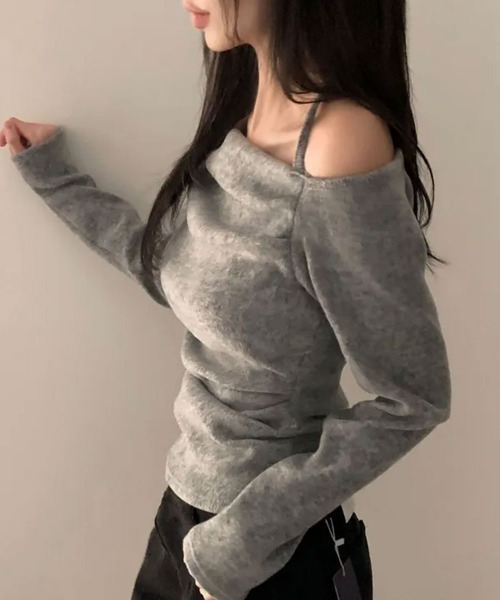 VIVID LADY(ビビッドレディー)の「ホルター紐付き ドレープ 起毛 オフショルトップス(Tシャツ/カットソー・レディース・グレー/アイボリー/ブラック/ワイン・FREE)」の11枚目の写真