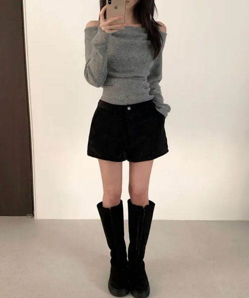VIVID LADY(ビビッドレディー)の「ホルター紐付き ドレープ 起毛 オフショルトップス(Tシャツ/カットソー・レディース・グレー/アイボリー/ブラック/ワイン・FREE)」の15枚目の写真