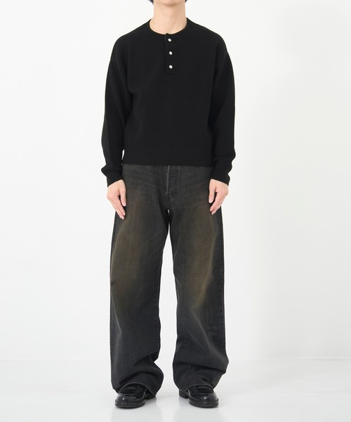 CONZ(コンズ)の「WOOL WAFFLE HENRY KNIT/ヘンリーネック/CONZ/NVRFRGT(ニット/セーター・メンズ・ブラック/グレー・1/2/3)」の3枚目の写真