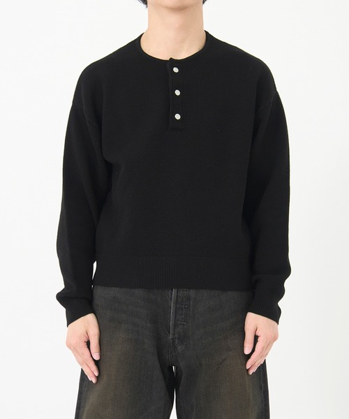 CONZ(コンズ)の「WOOL WAFFLE HENRY KNIT/ヘンリーネック/CONZ/NVRFRGT(ニット/セーター・メンズ・ブラック/グレー・1/2/3)」の4枚目の写真