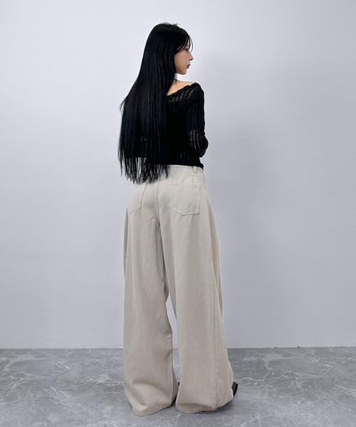 FOLLOWIN（フォロウィン）の「タックバルーン ワイドパンツ（デニムパンツ・レディース・グレー/ベージュ・SMALL/LARGE/MEDIUM）」の13枚目の写真
