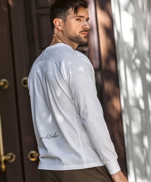 1PIU1UGUALE3  RELAX （ウノピゥウノウグァーレトレ リラックス）の「1PIU1UGUALE3 RELAX(ウノピゥウノウグァーレトレ リラックス)ラインストーン バックロゴ ロングTシャツ（Tシャツ/カットソー・メンズ・ホワイト/ブラック・S/M/L/XL/XXL）」の19枚目の写真