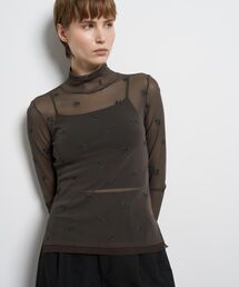 フラワー刺繍チュールカットソー