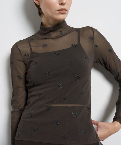 LANVIN en Bleu（ランバンオンブルー）の「フラワー刺繍チュールカットソー（Tシャツ/カットソー・レディース・オフホワイト/ブラウン・38）」の9枚目の写真