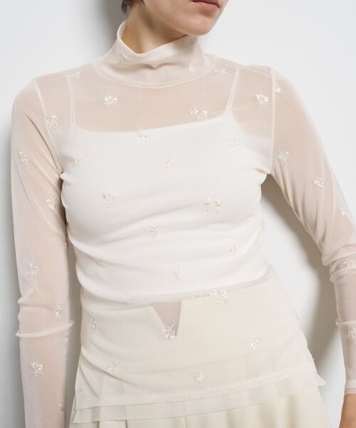 LANVIN en Bleu（ランバンオンブルー）の「フラワー刺繍チュールカットソー（Tシャツ/カットソー・レディース・オフホワイト/ブラウン・38）」の17枚目の写真