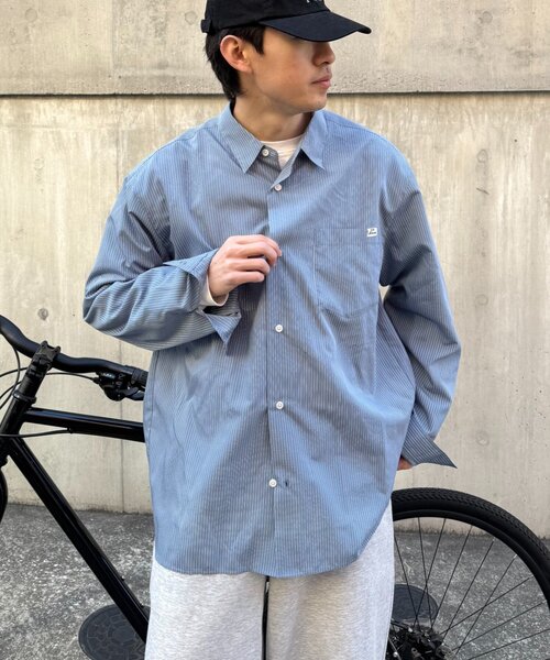 CIAOPANIC TYPY(チャオパニックティピー)の「【肌触り◎】ユニセックス/シルクタッチ立体ストライプシャツ(シャツ/ブラウス・レディース・ネイビー/グリーン/ライトグレー・MEDIUM/LARGE)」の4枚目の写真