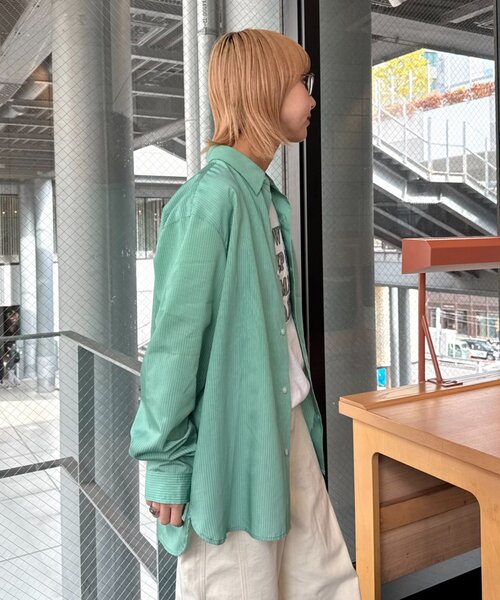 CIAOPANIC TYPY(チャオパニックティピー)の「【肌触り◎】ユニセックス/シルクタッチ立体ストライプシャツ(シャツ/ブラウス・レディース・ネイビー/グリーン/ライトグレー・MEDIUM/LARGE)」の12枚目の写真