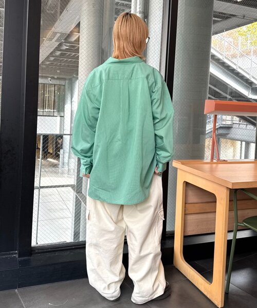 CIAOPANIC TYPY(チャオパニックティピー)の「【肌触り◎】ユニセックス/シルクタッチ立体ストライプシャツ(シャツ/ブラウス・レディース・ネイビー/グリーン/ライトグレー・MEDIUM/LARGE)」の16枚目の写真