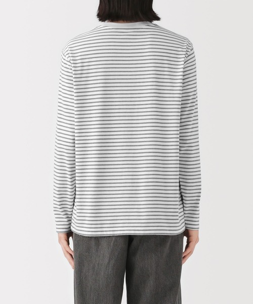 無印良品（ムジルシリョウヒン）の「紳士　天竺編みクルーネック長袖Ｔシャツ（ボーダー）（Tシャツ/カットソー・メンズ・グレー系/ブラック系/ホワイト系/ホワイト系1・S/M/L/XL）」の14枚目の写真
