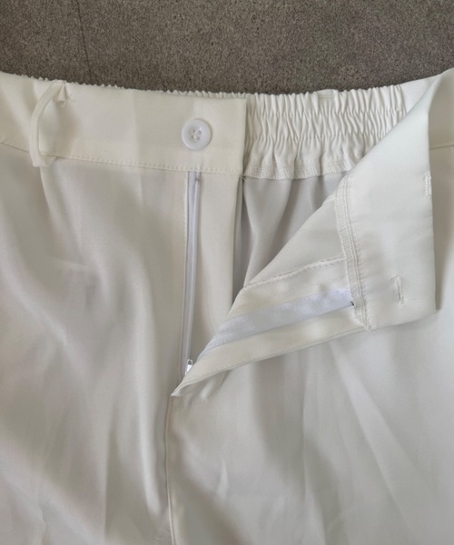 SHEPP(シープ)の「【UNISEX】ハイウエスト センタープレス ワイドスラックスタックトラウザーパンツ(スラックス・メンズ・ブラック/ホワイト・M/L)」の6枚目の写真