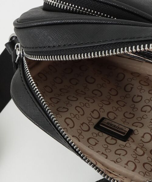 Guess(ゲス)の「JOELLA Mini Double Zip Crossbody ショルダーバッグ (ショルダーバッグ・レディース・ブルー系その他/ブラック/ストーン・ONE SIZE)」の17枚目の写真