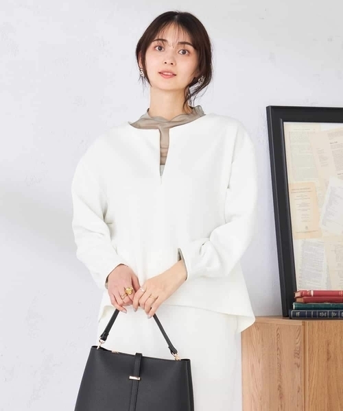 a.v.v（アーヴェヴェ）の「ZIP付きダンボールプルオーバー（スウェット・レディース・アイボリー/ダークインディゴブルー/ネイビー・36/38/40）」の18枚目の写真