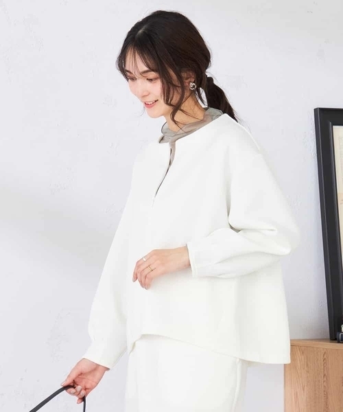 a.v.v（アーヴェヴェ）の「ZIP付きダンボールプルオーバー（スウェット・レディース・アイボリー/ダークインディゴブルー/ネイビー・36/38/40）」の19枚目の写真