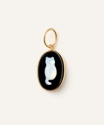 va vendome aoyama（ヴイエーヴァンドームアオヤマ）の「K10YG ねこ ブラックカルセドニー チャーム（チャーム）」