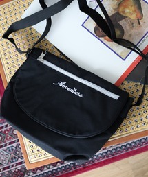 AVVENTURA メッセンジャーバッグ