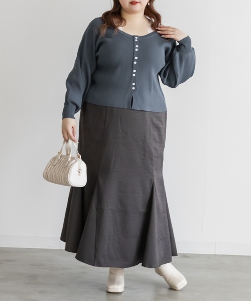 CLETTE（クレット）の「CLETTEオリジナルレースレイヤード風フロントボタンニット（ニット/セーター・レディース・チャコールグレー/ブルー/ピンク・4L/3L/LL）」の8枚目の写真