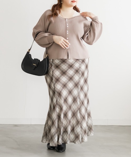 CLETTE（クレット）の「CLETTEオリジナルレースレイヤード風フロントボタンニット（ニット/セーター・レディース・チャコールグレー/ブルー/ピンク・4L/3L/LL）」の13枚目の写真