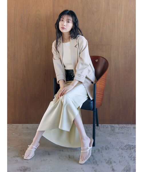 LAGUNAMOON（ラグナムーン）の「スリットサテンナロースカート（スカート・レディース・イエロー/アイボリー/ミント・MEDIUM/SMALL）」の5枚目の写真