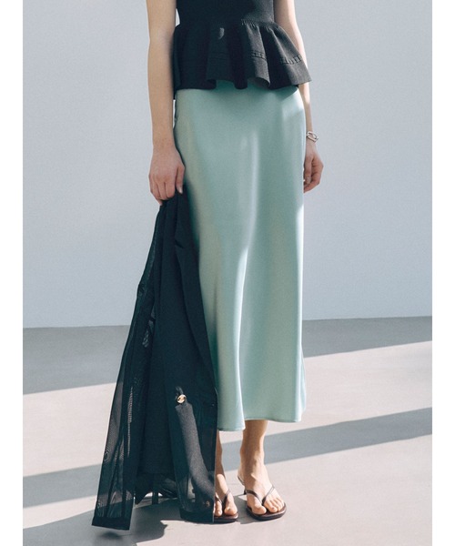 LAGUNAMOON(ラグナムーン)の「【接触冷感】スリットサテンナロースカート 【夏服】【オフィスカジュアル】(スカート・レディース・イエロー/アイボリー/ミント・MEDIUM/SMALL)」の10枚目の写真