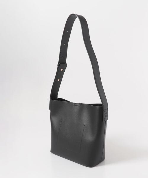 URBAN RESEARCH DOORS（アーバンリサーチドアーズ）の「リボンショルダーバッグ（ショルダーバッグ・レディース・キャメル/ブラック・ONE）」の11枚目の写真