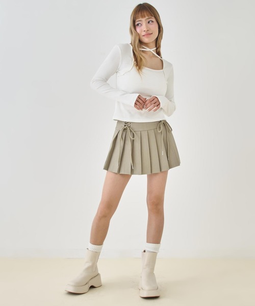 ANAP(アナップ)の「クロスチョーカーネックサムホールリブトップス(Tシャツ/カットソー・レディース・ライトブルー/ブラック/グレー/オフホワイト・F)」の7枚目の写真