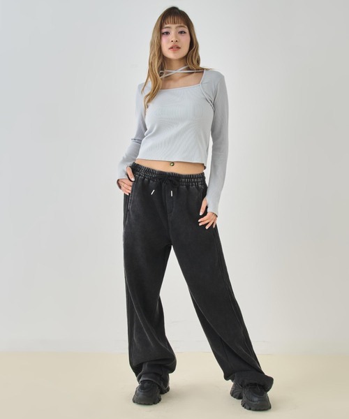 ANAP(アナップ)の「クロスチョーカーネックサムホールリブトップス(Tシャツ/カットソー・レディース・ライトブルー/ブラック/グレー/オフホワイト・F)」の16枚目の写真