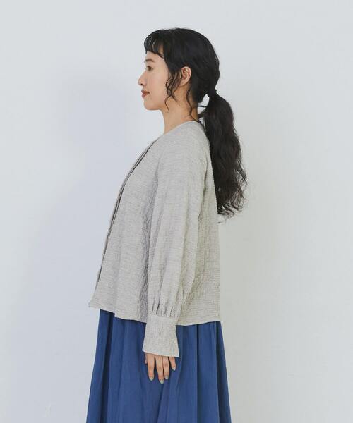 conges payes ADIEU TRISTESSE(コンジェ ペイエ アデュートリステス)の「ワッフルラウンドカラーシャツ(シャツ/ブラウス・レディース・ベージュ系その他/ブラック系その他/ブルー系その他・38)」の9枚目の写真