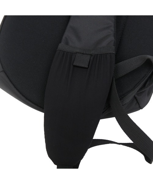 Columbia(コロンビア)の「撥水 ボディーバッグ サコッシュ 8L(ボディバッグ/ウエストポーチ・メンズ・グレー/ブラック/カーキ・FREE)」の8枚目の写真