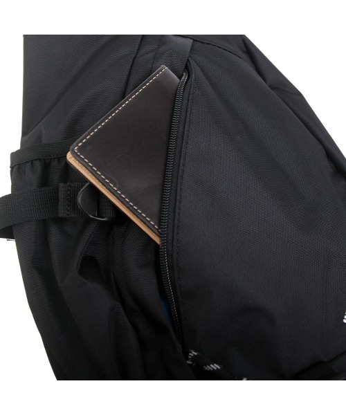 Columbia(コロンビア)の「撥水 ボディーバッグ サコッシュ 8L(ボディバッグ/ウエストポーチ・メンズ・グレー/ブラック/カーキ・FREE)」の14枚目の写真