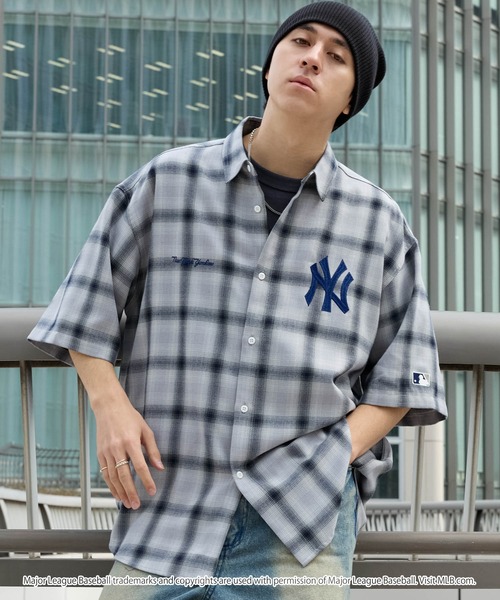 MLB(メジャーリーグベースボール)の「MLB/メジャーリーグベースボール 別注 ロゴ刺繍 アソートチェック オーバーサイズ レギュラーカラー半袖シャツ(シャツ/ブラウス・メンズ・ブラック系/ベージュ系/ブラック/ブラウン/レッド/ネイビー系/グレー・M/L)」の11枚目の写真