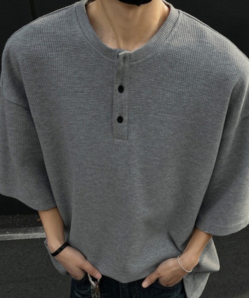 link lot(リンクロット)の「ワッフル / オーバーサイズヘンリーネックT(Tシャツ/カットソー・メンズ・グレー/ブラック・L/M)」の6枚目の写真
