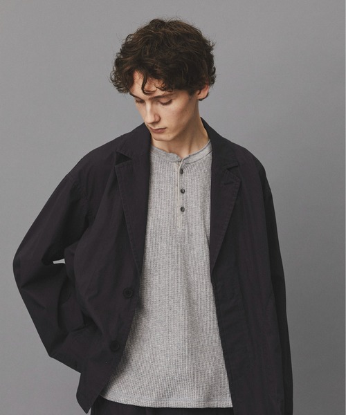 PUBLIC TOKYO(パブリックトウキョウ)の「【セットアップ対応】リッチコットンウォッシュドジャケット /春服/コットン100%/ハリ感(テーラードジャケット・メンズ・ベージュ/ブラック系その他・2/1)」の9枚目の写真