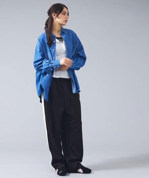 UNIVERSAL OVERALL(ユニバーサルオーバーオール)の「【UNIVERSAL OVERALL / ユニバーサルオーバーオール】リラックスフィット デニムシャツ / ユニセックス(シャツ/ブラウス・メンズ・ブルー・L/M)」の6枚目の写真