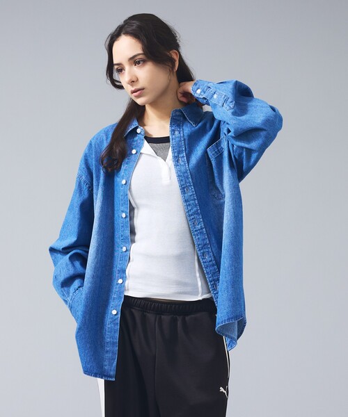 UNIVERSAL OVERALL(ユニバーサルオーバーオール)の「【UNIVERSAL OVERALL / ユニバーサルオーバーオール】リラックスフィット デニムシャツ / ユニセックス(シャツ/ブラウス・メンズ・ブルー・L/M)」の16枚目の写真