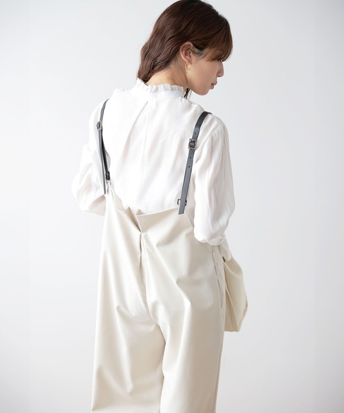 La-gemme(ラジェム)の「サスペンダー付きワイドサロペット(サロペット/オーバーオール・レディース・ブラック/アイボリー/ベージュ/チェック・フリー)」の8枚目の写真