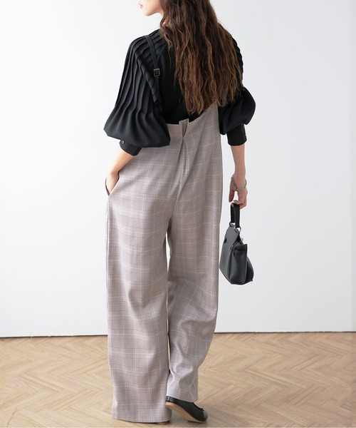 La-gemme(ラジェム)の「サスペンダー付きワイドサロペット(サロペット/オーバーオール・レディース・ブラック/アイボリー/ベージュ/チェック・フリー)」の16枚目の写真