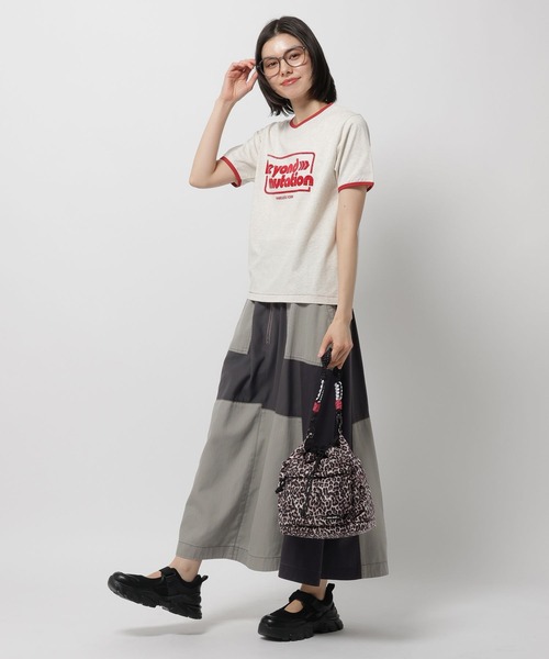 niko and...（ニコアンド）の「リメイクライクセミフレアスカート（スカート・レディース・アイボリー/カーキ/チャコール・FREE）」の4枚目の写真