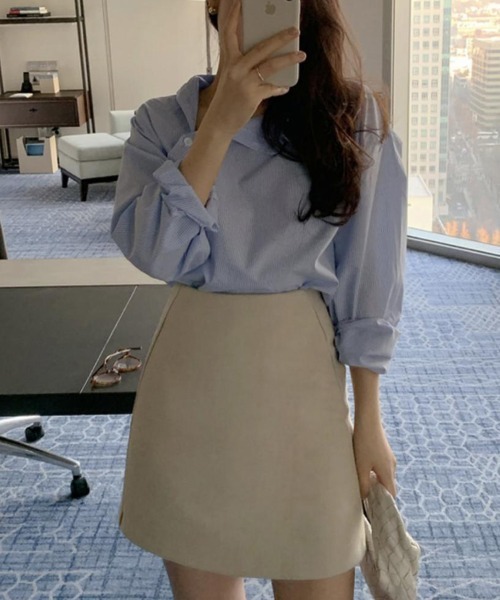 mielu(ミエル)の「アシンメトリーカラーストライプシャツ(シャツ/ブラウス・レディース・ブルー・LARGE/MEDIUM/SMALL)」の8枚目の写真
