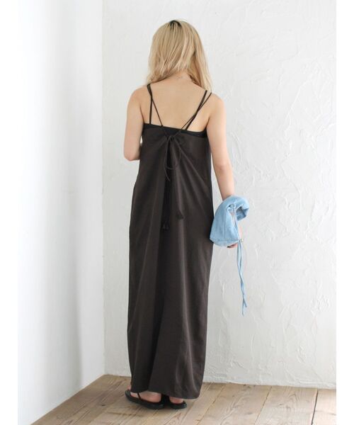 Ungrid（アングリッド）の「アイラインキャミワンピース（ワンピース・レディース・ブラック/アイボリー/グリーン・FREE）」の9枚目の写真