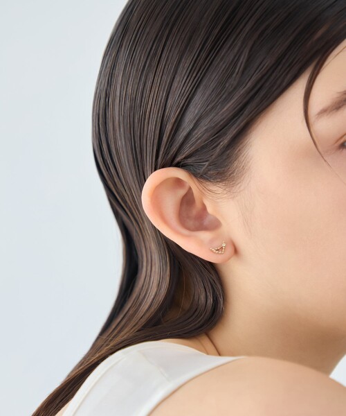 ete（エテ）の「[ゾディアック] K10YG ダイヤモンド ピアス /やぎ座（ピアス（片耳用）・レディース・イエローゴールド・FREE）」の3枚目の写真