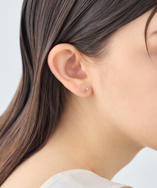 ete（エテ）の「[ゾディアック] K10YG ダイヤモンド ピアス /やぎ座（ピアス（片耳用）・レディース・イエローゴールド・FREE）」の2枚目の写真
