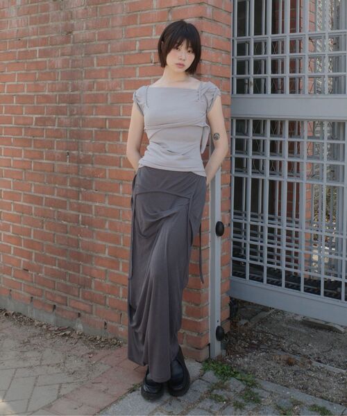 FLAREUP(フレアアップ)の「Layered Bustier T-Shirt (FL-108_Charcoal)(Tシャツ/カットソー・レディース・チャコールグレー・OS)」の19枚目の写真