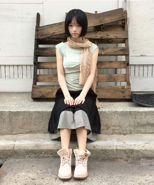 FLAREUP(フレアアップ)の「Layered Bustier T-Shirt (FL-108_Charcoal)(Tシャツ/カットソー・レディース・チャコールグレー・OS)」の18枚目の写真