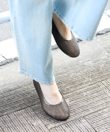 MOHI（モヒ）の「《別注カラーあり/》MOHI/モヒ メッシュフラットシューズ 3-2533- PVC（パンプス）」