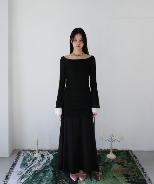 RUBATI（ルバティ）の「アリーナアンティークレースロングスリーブTシャツ_ブラック（Tシャツ/カットソー・レディース・その他・1/2）」の7枚目の写真