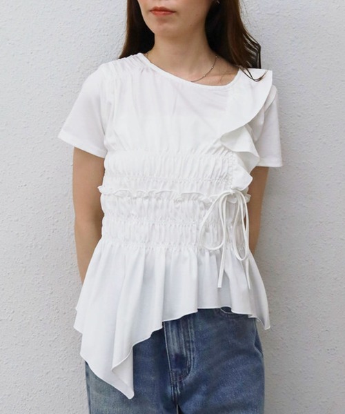 archives(アルシーヴ)の「【アシメフリルで視線を惹く主役TEE】アシメギャザーフリルTEE(Tシャツ/カットソー・レディース・クリーム/ブラック/オフホワイト・MEDIUM)」の15枚目の写真