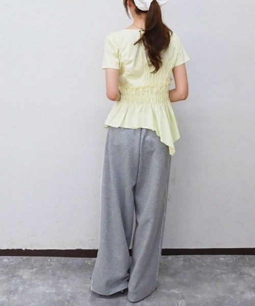 archives(アルシーヴ)の「【アシメフリルで視線を惹く主役TEE】アシメギャザーフリルTEE(Tシャツ/カットソー・レディース・クリーム/ブラック/オフホワイト・MEDIUM)」の13枚目の写真