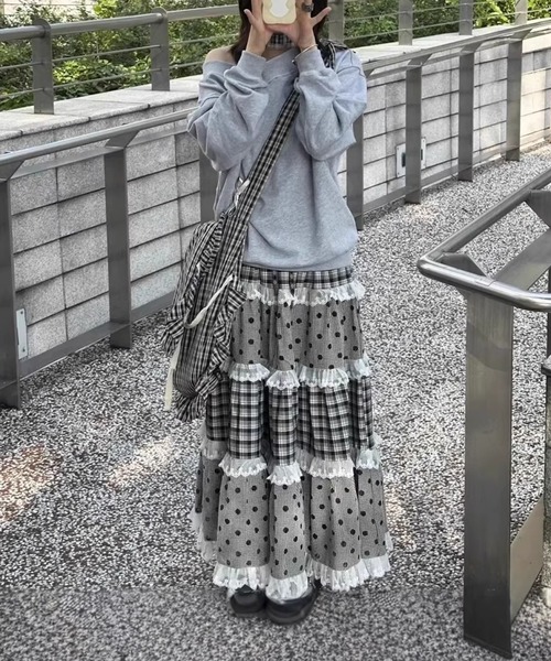 leune(ルネ)の「チェック×ドット切り替えティアードスカート(スカート・レディース・ブラック・SMALL/MEDIUM/LARGE)」の2枚目の写真